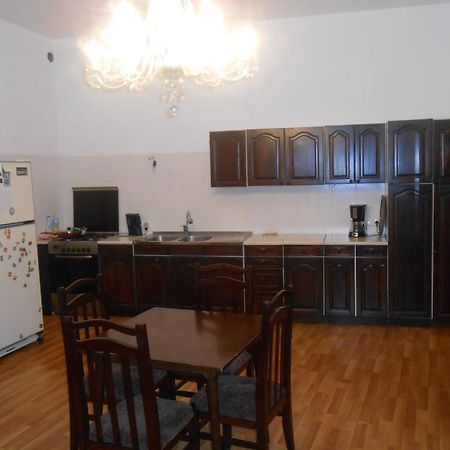 Room 404 Guest House Тбилиси Экстерьер фото